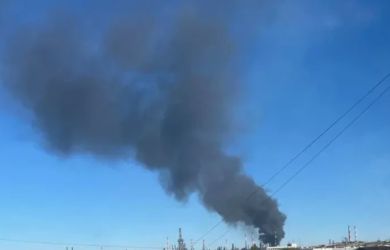 Оренбургская область под атакой БПЛА: в Орске сообщают о пожаре на предприятии