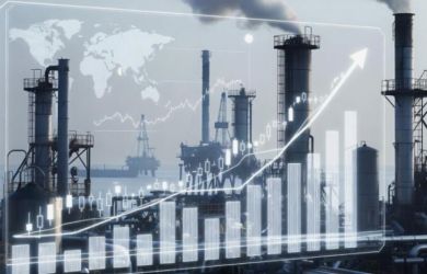 Нефтяной рынок получил новый удар: МЭА предупредило о резком падении мировой переработки. Что известно?