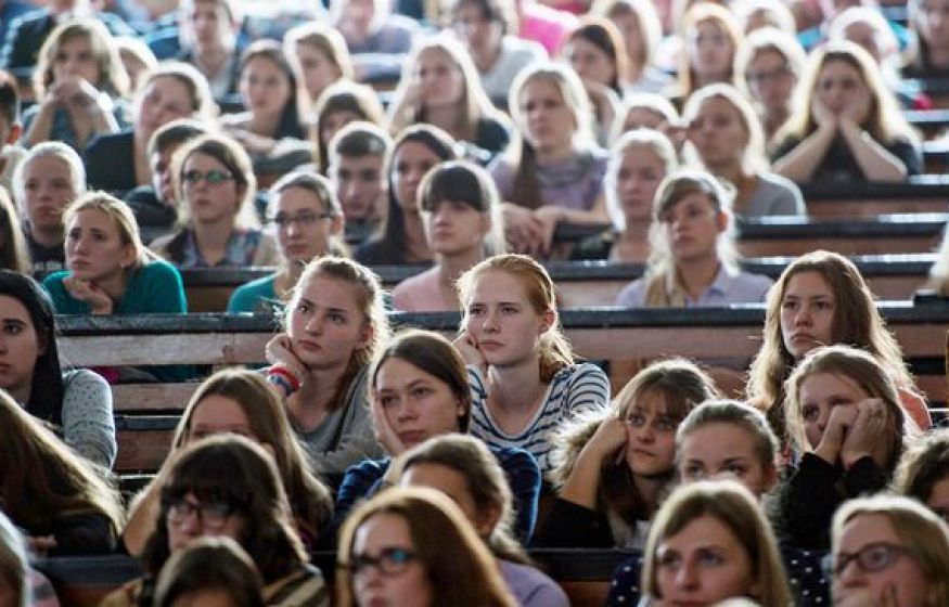 Будущие врачи готовы платить штрафы, но не работать за копейки — почему целевые места пустуют Будущие врачи готовы платить штрафы, но не работать за копейки — почему целевые места пустуют