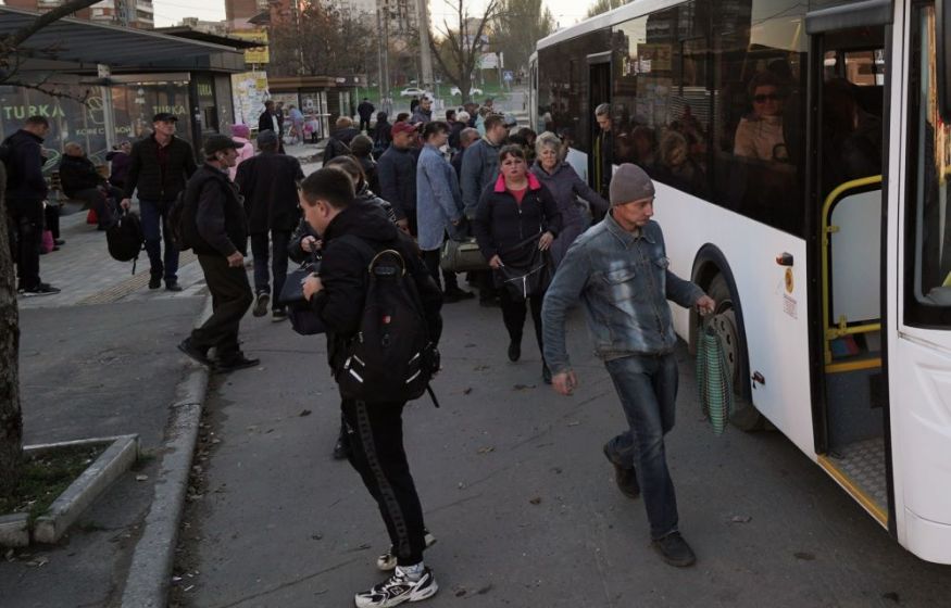 «Хватит ныть, ездите в метро!» — Яна Поплавская о циничных советах чиновников и транспортном коллапсе