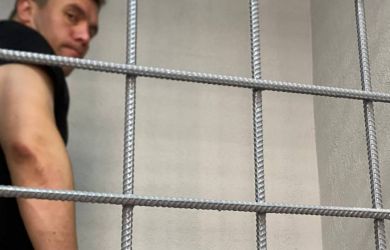 А тут тот что не так: добрались и до Николая Бондаренко!? Кандидата от КПРФ задержали перед выборами. Вот и думайте