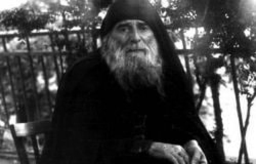 В далеких 90-х на его слова не обратили внимания, а зря. Пророчество святого старца начало сбываться спустя 30 лет. В далеких 90-х на его слова не обратили внимания, а зря. Пророчество святого старца начало сбываться спустя 30 лет.