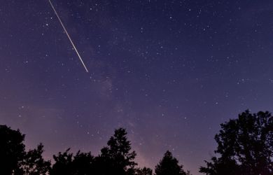 Загадочные огненные шары пролетели над Москвой. Что произошло?