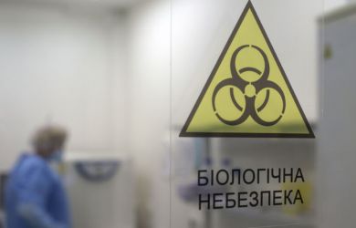 Тайные биоразработки Вашингтона: признание, 120 лабораторий и «избирательные» патогены — что ещё скрывает Пентагон?