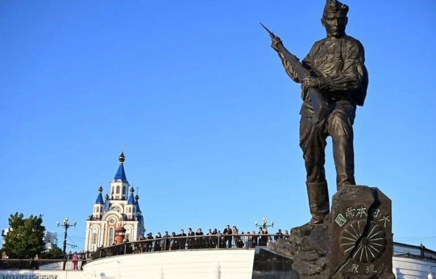 Япония топнула ножкой и попросила сненсти памятник. Ответ России заставил замолчать соседей. Главное к 21:00