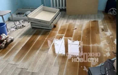«Крыша уже течет»: жители дома в Новокуйбышевске две недели ждут ремонта после атаки БПЛА