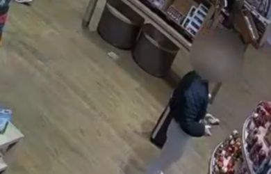 А что так можно было? Украла матрешки за 57 тысяч в Домодедово и улетела в Швейцарию