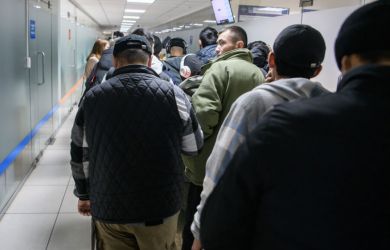 «Пора разрушить этнические гетто. Сотни тысяч нужно выдворить»: Делягин озвучил жесткий план по миграции