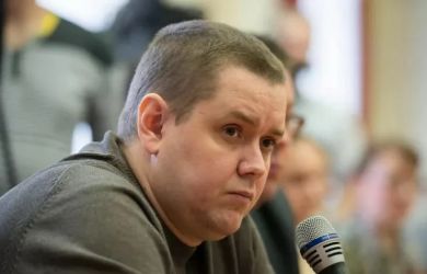СССР больше нет, хватит работать за копейки! Те кто требует "затянуть пояса", сыто отрыгивают дорогим виски: Колясников 