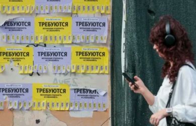 Работа есть, но не для всех... Почему россияне месяцами не могут найти работу?!