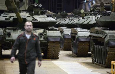 Бюджет затягивает пояс: 17,1 трлн на оборону, триллионный дефицит и новые расходы на три года?