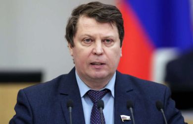 «Какой бред. Уничтожить завод ГПЗ-4, выпускавший подшипники в СССР и воткнуть в землю изогнутый рельс»: депутат негодует