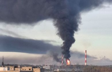Саратов и Рязань под ударом: два НПЗ атакованы за раз, а разговоры об перемирии — фикция при молчаливом согласии Европы
