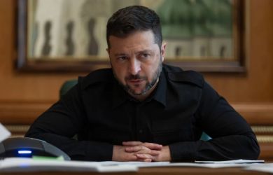 Зеленский снял ограничения на удары по НПЗ России? Перемирие Трампа продержалось три дня