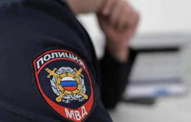 18-летняя жительница сожгла патрульный автомобиль по заданию из мессенджера. Минимум десятка вместо учёбы и замужества