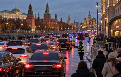 Москва встала из-за саммита: центр перекрыли, пробки достигли девяти баллов