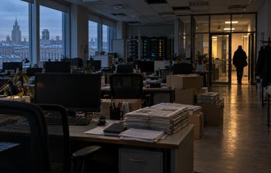 «Газеты больше нет»: “Новая газета”* объявила о закрытии после выселения из редакции