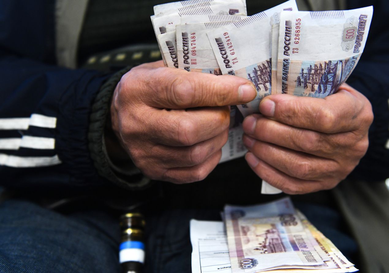 Госдума освободит от налогов доходы россиян менее 10 тысяч рублей