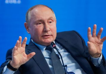«Путин все больше изолируется»: Президент отодвинул от себя сторонников примирения с Западом