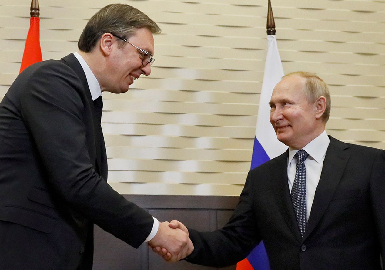 Путин на фоне газового кризиса в Европе пообещал дополнительные поставки газа Сербии