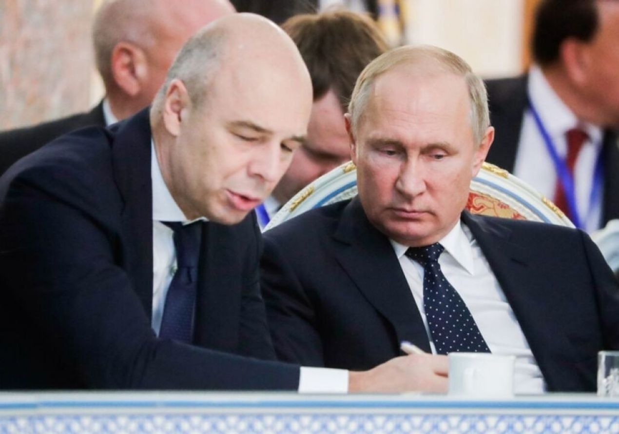 Россия залезает в долги ради пополнения «кубышки» на «черный день»