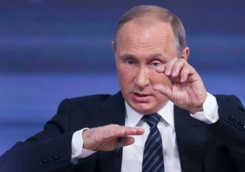 Без предвыборных выплат от Путина доходы россиян выросли всего на 1,8%