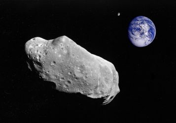 «Потенциально опасный» астероид, размером со стадион, пролетит мимо Земли