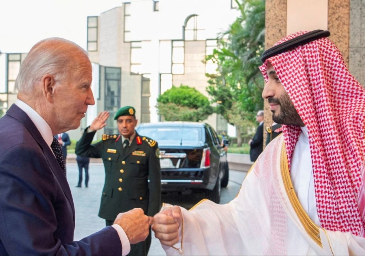Саудовская Аравия тайно пообещала США увеличить добычу нефти, чтобы надавить на Россию