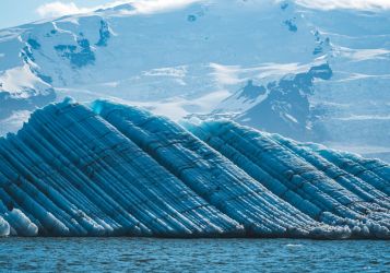 Шельфовые ледники Антарктики содержат в два раза больше талой воды, чем считалось ранее