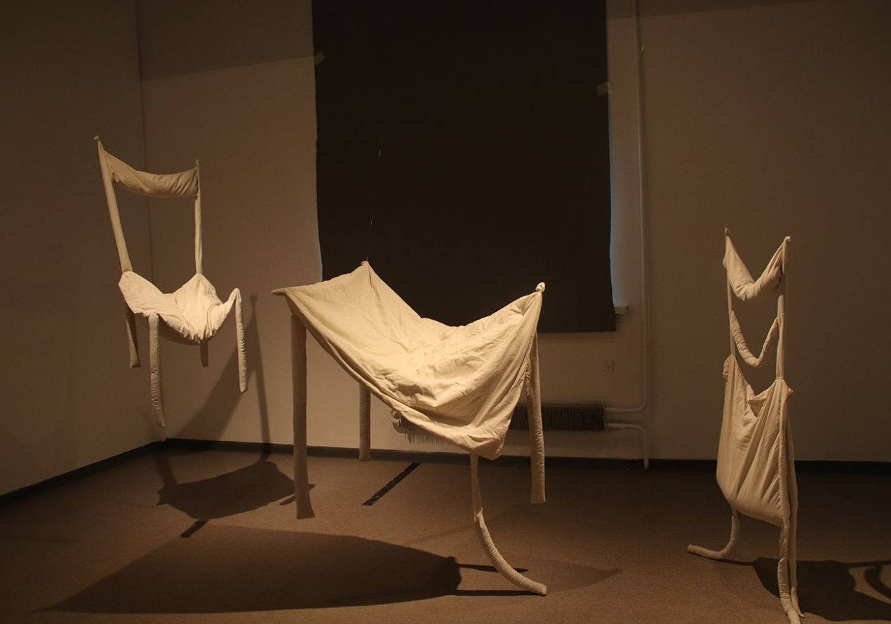 Тишина, пустота, «белый куб»: искусство, которое говорит языком бизнеса?