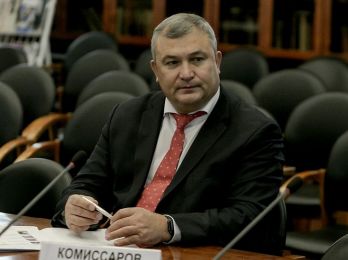 Автоперевозчики негабаритных грузов не могут выходить в рейс из-за новой системы разрешений