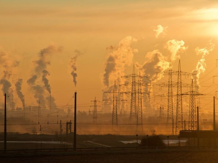 Выбросы загрязняющих веществ в атмосферу России в 2021 году превысили 22 млн тонн