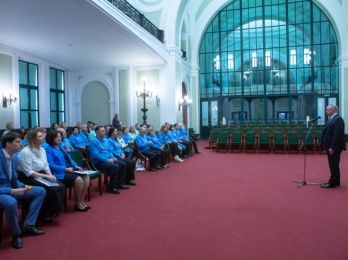 Семейные компании РФ: Старый Новый год в кругу друзей