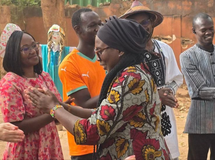 Русская Масленица восхитила жителей Западной Африки