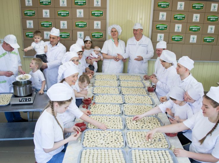 Семейный бизнес обеспечивает преемственность ценностей и устойчивость экономики - Попеновы