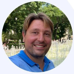 Алексей Солуянов