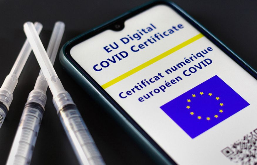 ЕС потребовал от России расследовать торговлю COVID-сертификатами