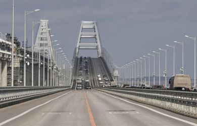 «Фотографируйтесь, пока есть время»: Посол Литвы в Швеции намекнул на скорое «уничтожение» Крымского моста