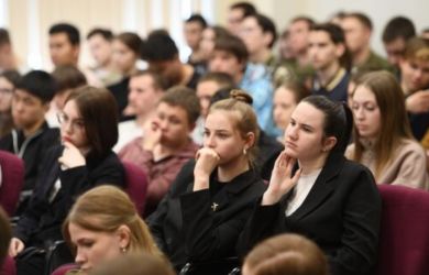 Каждый десятый студент в России уже «выпал»: система отсеивает — или губит?