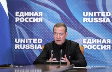 Медведев о кризисе в Киеве: власть приближается к «газовой гангрене» и неизбежной самоампутации