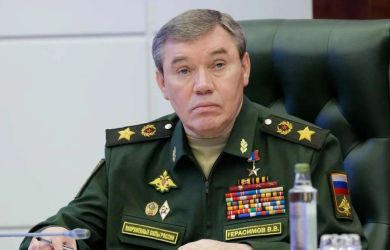 Герасимов пошел на обман. Медведев заговорил по-украински. Харьков войдет в состав России: главное к 21:00