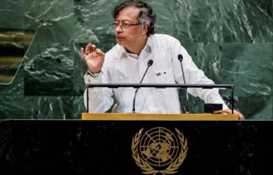 Колумбийцев удерживают на Украине силой: президент страны обратился к Зеленскому