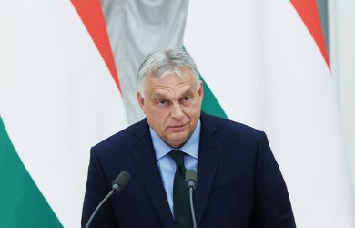 Орбан бьёт тревогу: ЕС впихнёт долги за Украину даже внукам