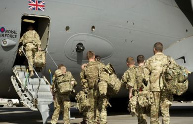 «Всё, бриты! Карачун ваш пришёл». Хазин о распиле бюджета. «Россия, научись посылать, как КНДР»: главное к утру