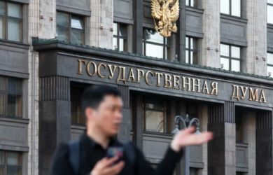 Скандал в Госдуме! Мигрантский лоббист Курдюмов проталкивает оргнабор — Царьград разоблачил