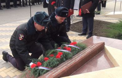 Полицейские на подвиге погибли от бомбы: «Сотрудники с большой буквы ушли» — прощание в слезах