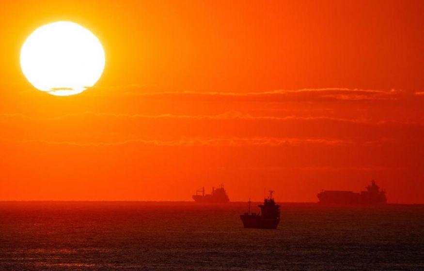 Россия готовит морскую ЧВК «Вагнер»: «теневой» флот под защитой «теневых» военных. На каждый танкер — хорошо вооружённая