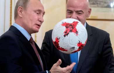 Сибига взорвался: «Дегенераты» в FIFA хотят пустить Россию на ЧМ. Киев в ярости после Инфантино