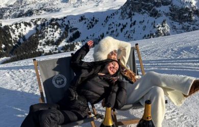 Развлечения в Куршевеле в разгар СВО привели к увольнениям. Пока элита гуляла, простым рабочим урезали зарплаты