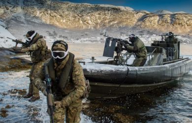 НАТО у ворот России: 25 тысяч солдат готовы к действиям. На нас нападут? Русский флот под угрозой?